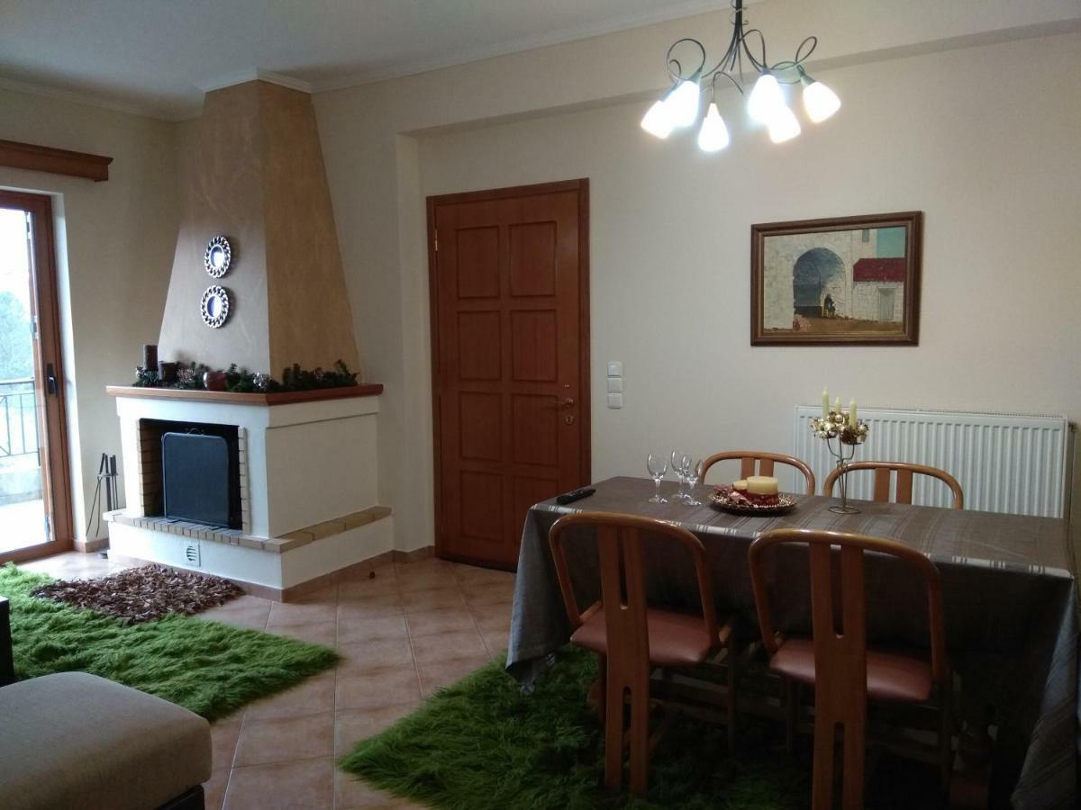 Mainades House Vytina