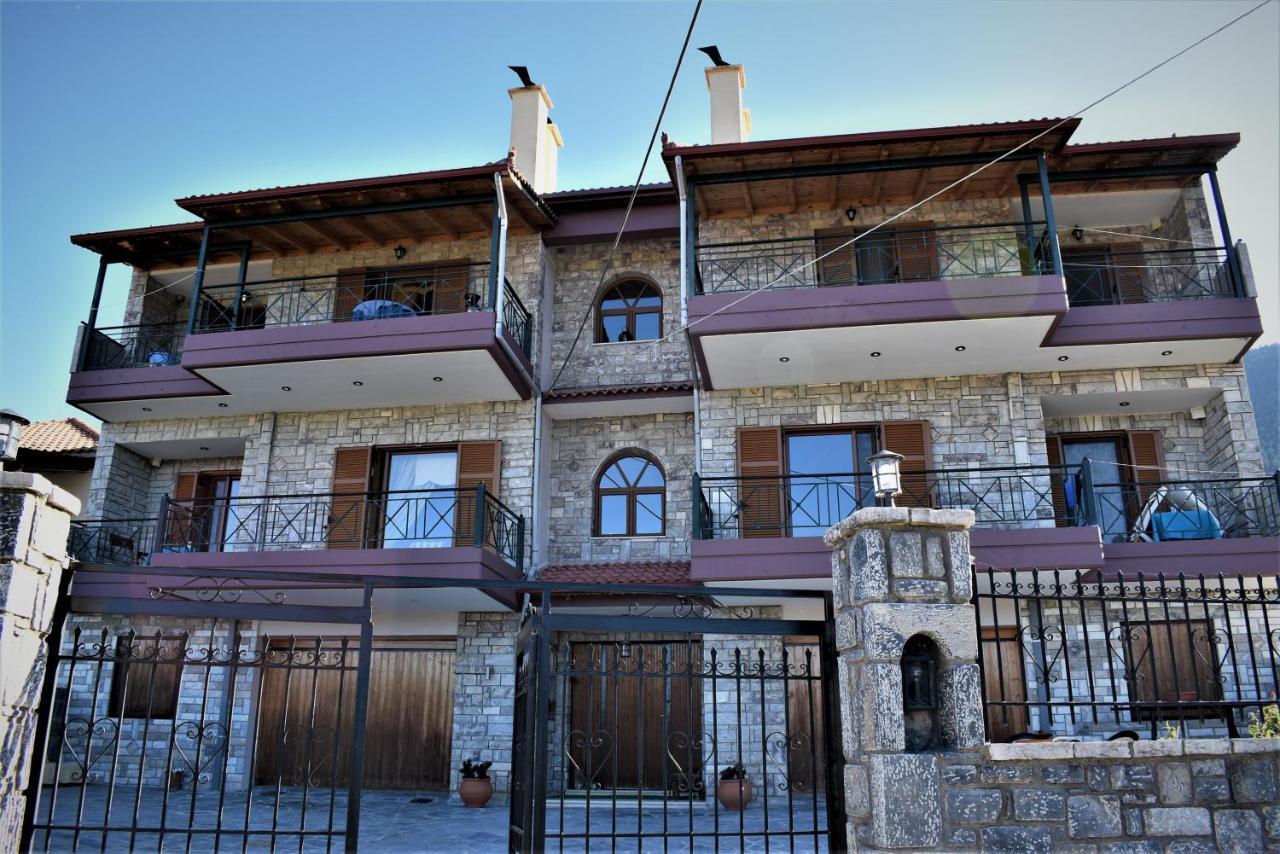 Apartment Mainades House Vytina